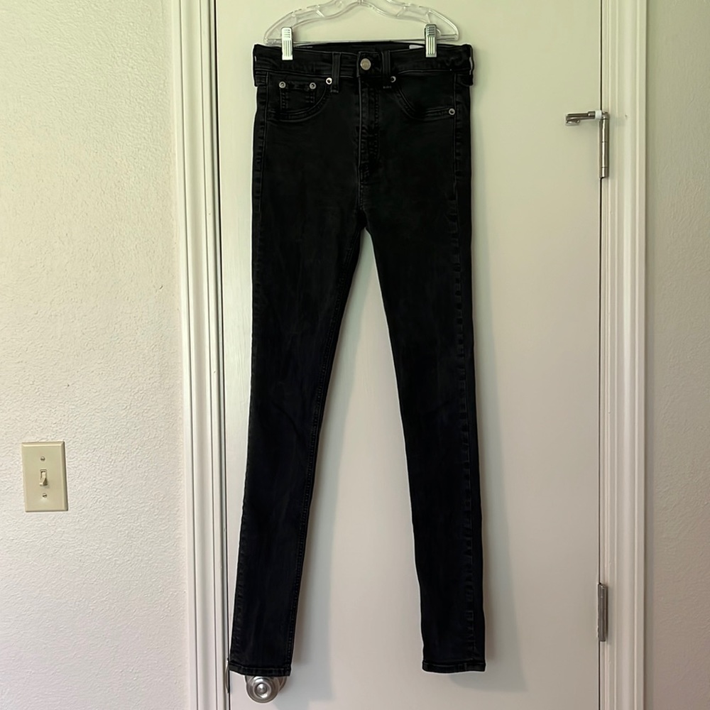 Rag and Bone high rise skinny black jeans in size 27.